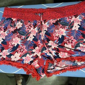 No Boundaries shorts size XL (15 -17)